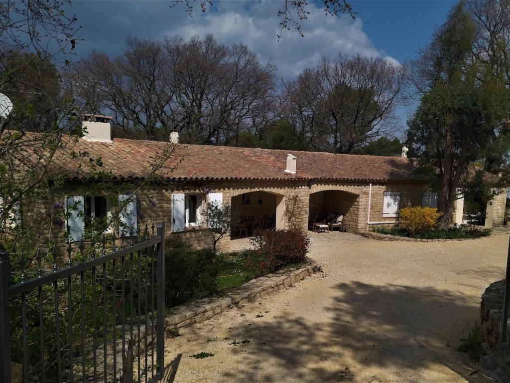 La Maison D'En Haut La Capelle-et-Masmolene Exterior photo